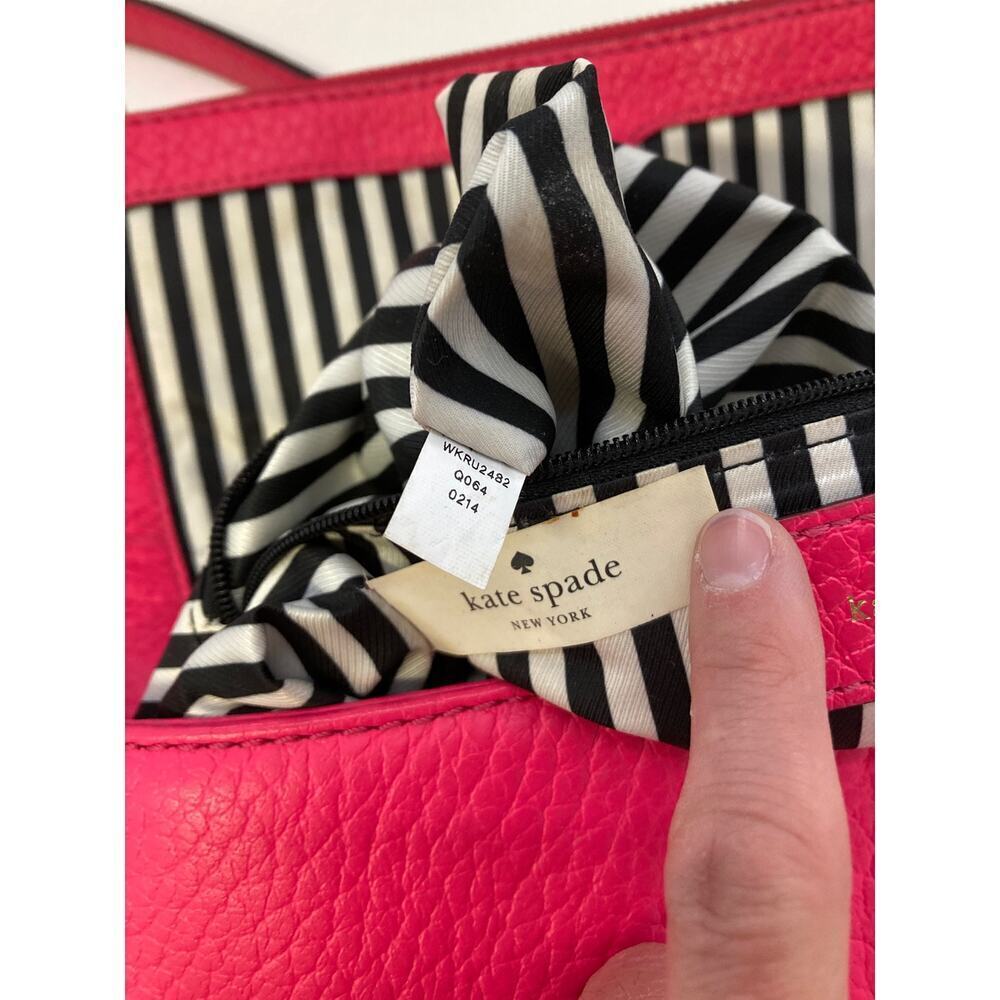 KATE SPADE HOT PINK PEBBLED LEATHER CROSSBODY BAG (ASIS) - Picture 8 of 16